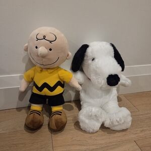 PEANUTS | Charlie Brown and Snoopy Plush Toys